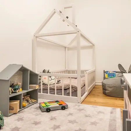 Daugava Ice Hall 65m2