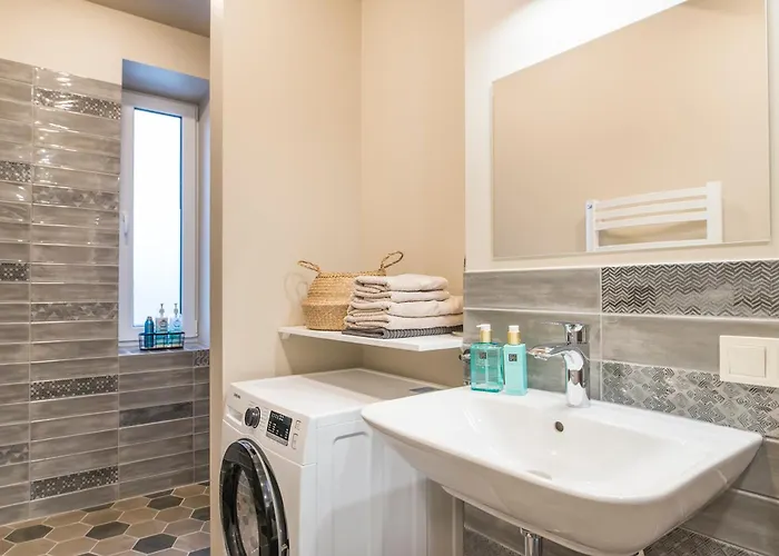 Daugava Ice Hall 65m2 Apartment *